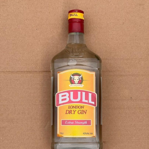 Bull London Dry Gin 70 Cl